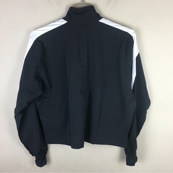 Core 10 by Reebok AM wind jacket with thumb holes - Picture 4 of 9